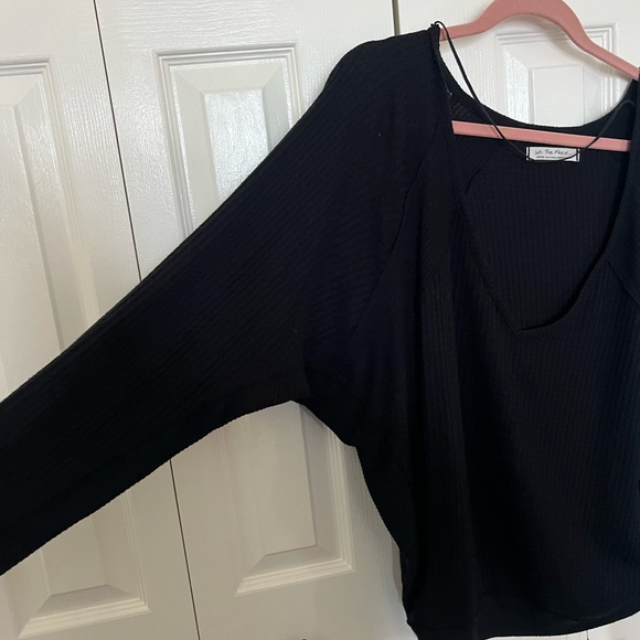 FREE PEOPLE BLACK LONG SLEEVE - Picture 2 of 4
